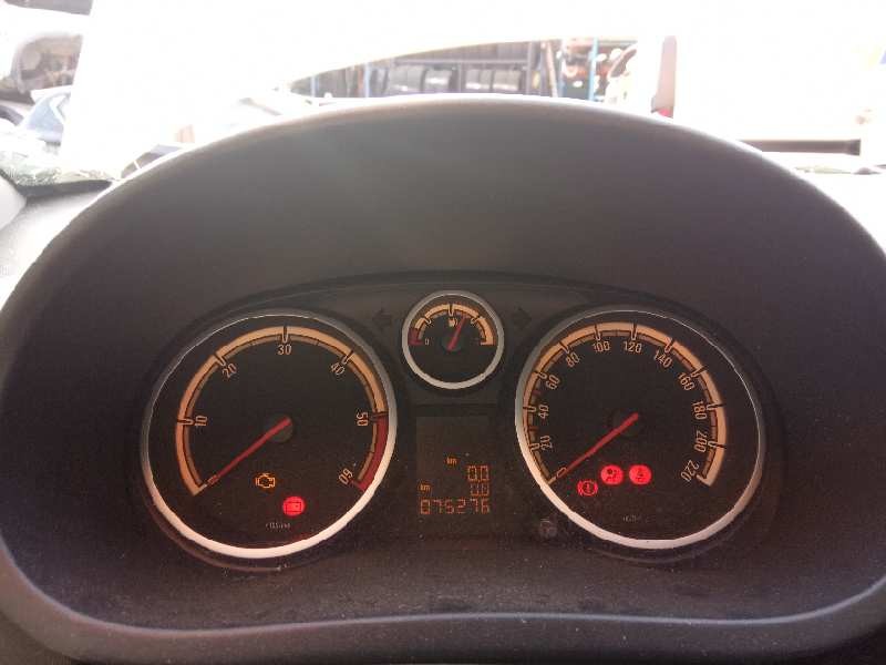 opel corsa d del año 2012