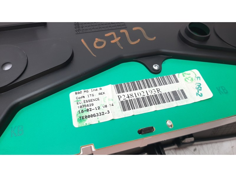 Recambio de cuadro instrumentos para dacia sandero referencia OEM IAM 248102193R  