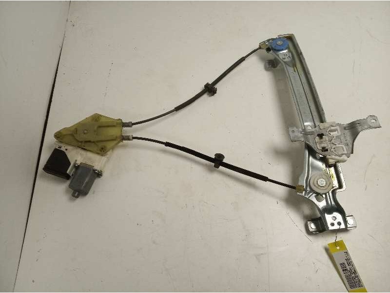Recambio de elevalunas trasero derecho para renault megane iii berlina 5 p dynamique referencia OEM IAM 827200003R 106198617 115