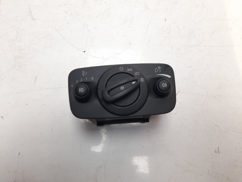 Recambio de mando luces para ford ecosport titanium referencia OEM IAM C1BT13A024  