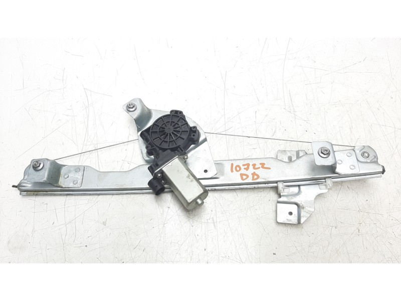 Recambio de elevalunas delantero derecho para dacia sandero referencia OEM IAM 8200733828 106085501 115614
