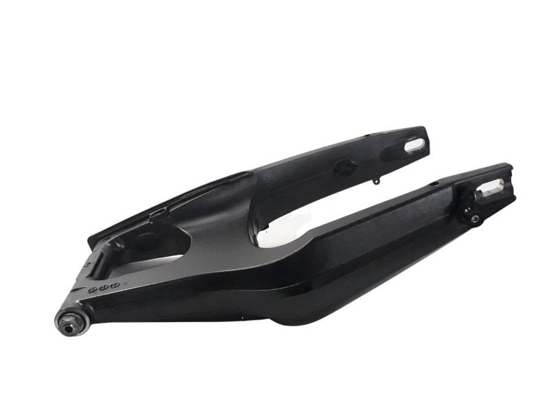 Recambio de puente trasero para honda cbr 650r referencia OEM IAM 52200MKND50  