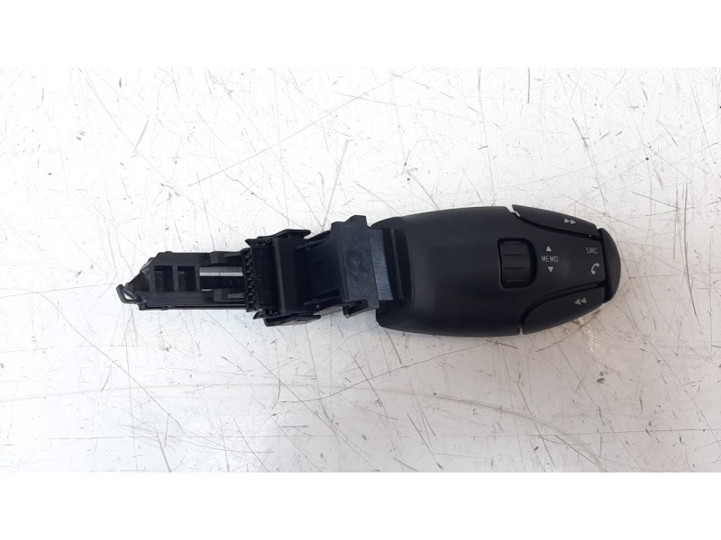 Recambio de mando volante para citroen c3 1.6 blue-hdi fap referencia OEM IAM 96666832  