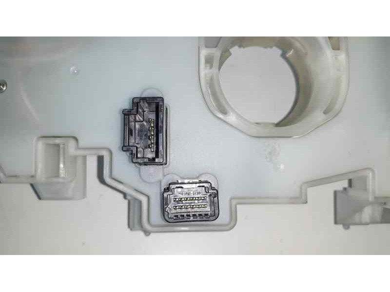 Recambio de mando multifuncion para renault megane iii berlina 5 p dynamique referencia OEM IAM 255670019R  