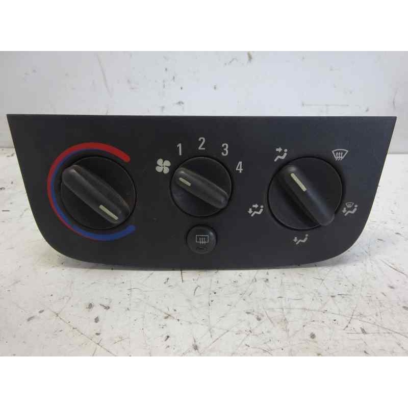 Recambio de mando calefaccion / aire acondicionado para opel corsa c club referencia OEM IAM 1348900I207  