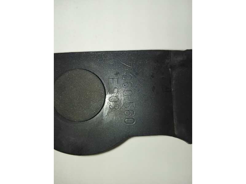 Recambio de retenedor puerta para bmw serie 1 berlina (e81/e87) 120d referencia OEM IAM 7060560  