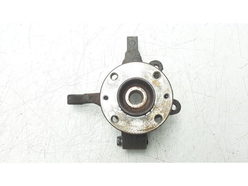 Recambio de mangueta delantera derecha para dacia sandero referencia OEM IAM 6001548867  