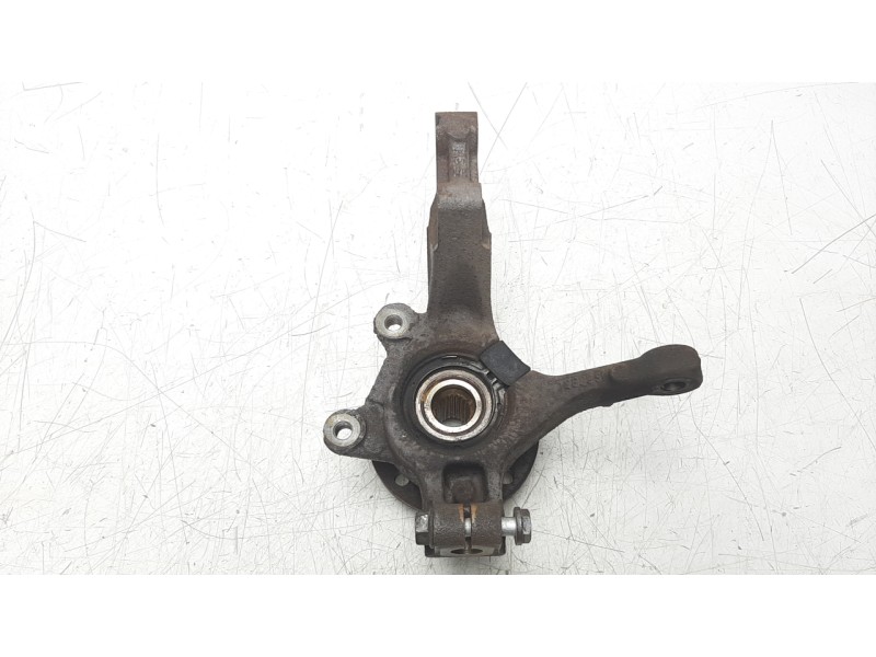 Recambio de mangueta delantera derecha para dacia sandero referencia OEM IAM 6001548867  