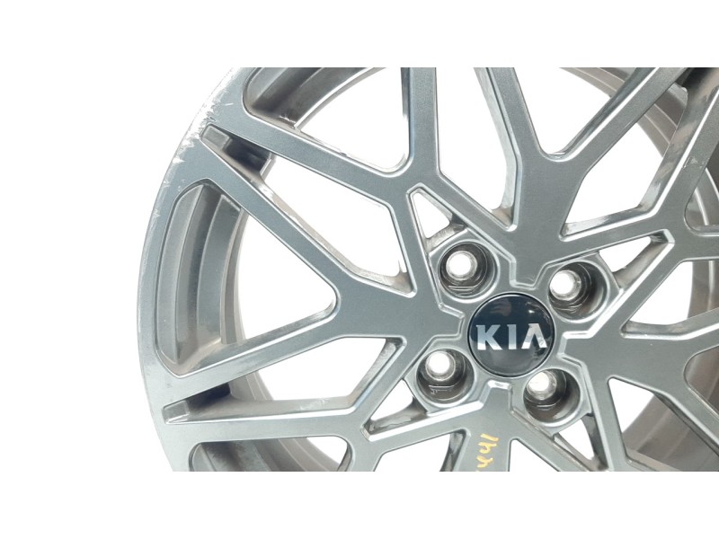 Recambio de llanta para kia stonic (ybcuv) 1.0 tgdi cat referencia OEM IAM H8529AB000 17PULGADAS 
