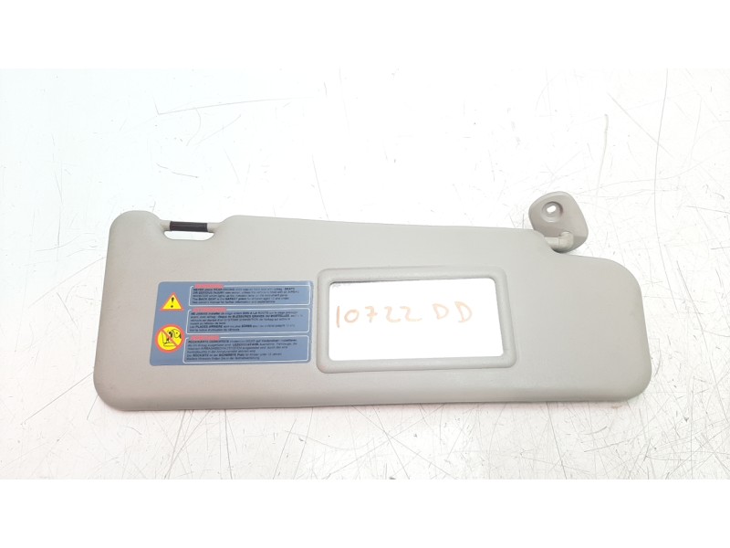 Recambio de parasol derecho para dacia sandero referencia OEM IAM 964000837R  