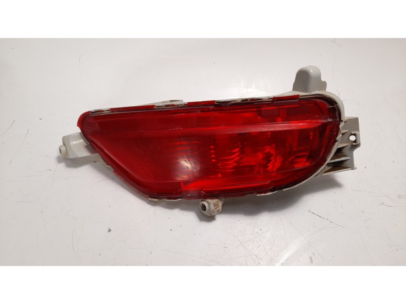 Recambio de faro antiniebla trasero derecho para mazda cx-5 2.2 turbodiesel cat referencia OEM IAM KB9G51650 108603417 MZ7064453