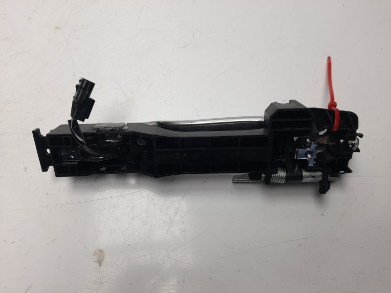 Recambio de maneta exterior delantera izquierda para nissan x-trail (t32) 1.6 dci turbodiesel cat referencia OEM IAM 806404CL0B 