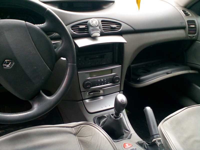 renault laguna ii (bg0) del año 2001