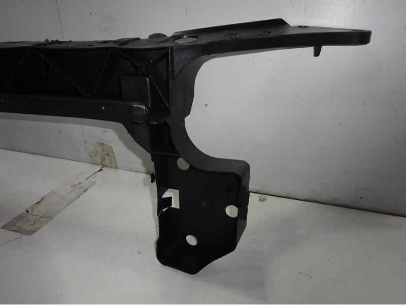 Recambio de panel frontal para renault clio iii referencia OEM IAM 7751465416 109194670 RN3253201
