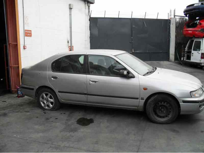 nissan primera berlina (p11) del año 1997
