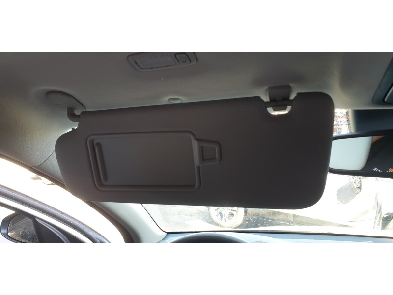 Recambio de parasol izquierdo para kia ceed 1.0 tgdi cat referencia OEM IAM 85210J7000ED  