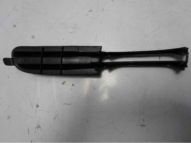 Recambio de rejilla paragolpes izquierda para bmw serie 3 berlina (e46) referencia OEM IAM 51118226611 107060805 BM0182124