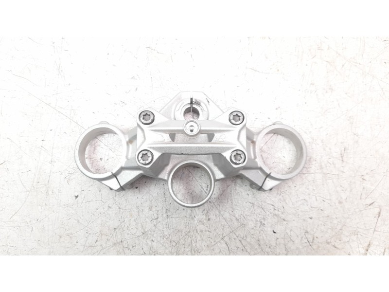 Recambio de tija para bmw f 800 r f 800 r referencia OEM IAM 32418546421  