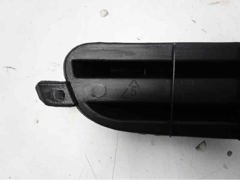 Recambio de rejilla paragolpes izquierda para bmw serie 3 berlina (e46) referencia OEM IAM 51118226611 107060805 BM0182124