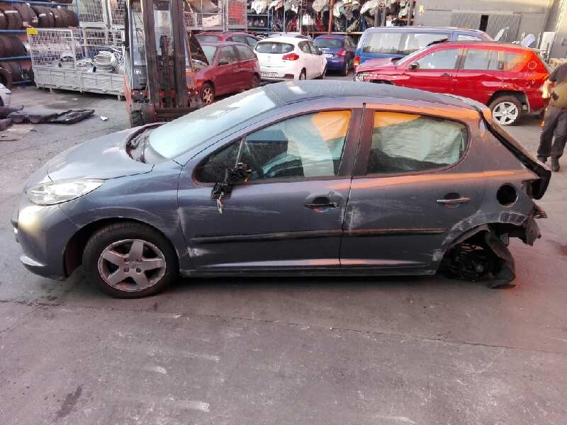 peugeot 207 del año 2006