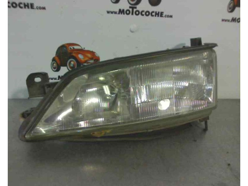 Recambio de faro izquierdo para opel vectra b berlina 2.0 dti referencia OEM IAM 1216011 OP0524804 11532201
