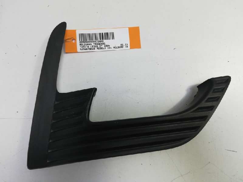 Recambio de molduras traseras para toyota lexus ct 200h referencia OEM IAM 5256676020  