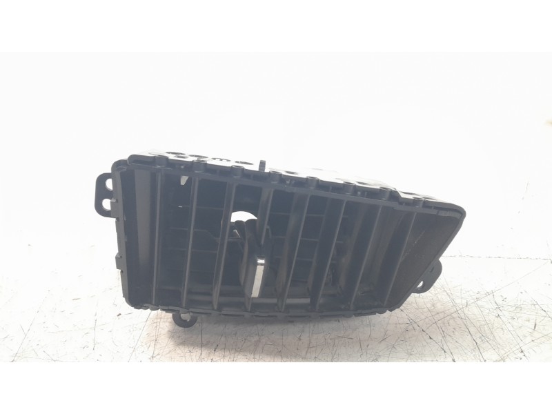 Recambio de rejilla aireadora para mitsubishi l 200 (kl0/kj0) 2.2 di-d cat referencia OEM IAM 8002C537ZZ  