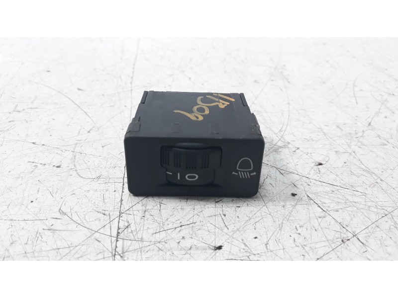 Recambio de interruptor para peugeot 208 1.2 12v vti referencia OEM IAM 9638442277  