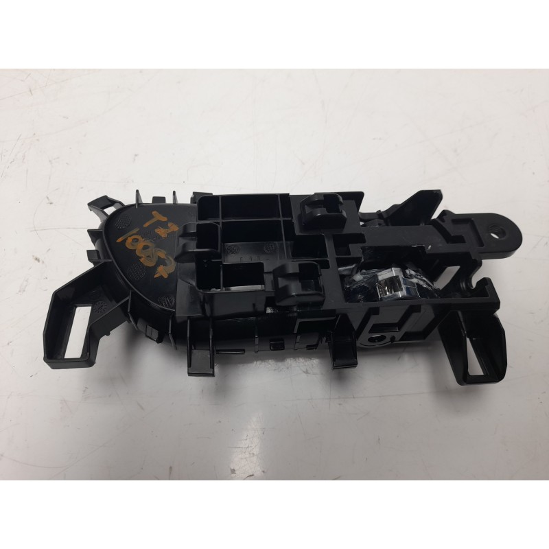 Recambio de maneta interior delantera izquierda para nissan x-trail (t32) 1.6 dci turbodiesel cat referencia OEM IAM 806714CA0A 