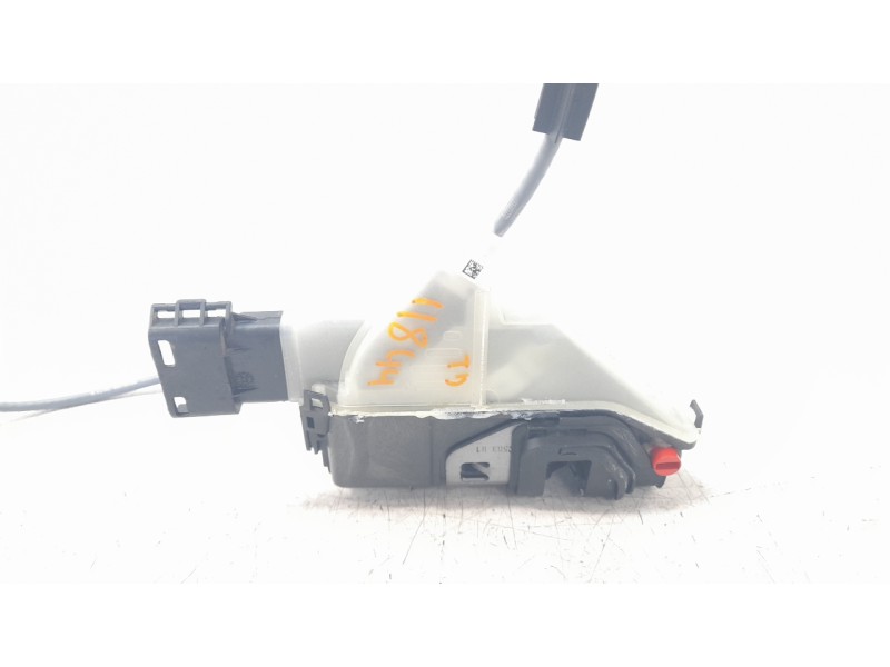 Recambio de cerradura puerta trasera derecha para opel corsa f gs referencia OEM IAM 9844412880  