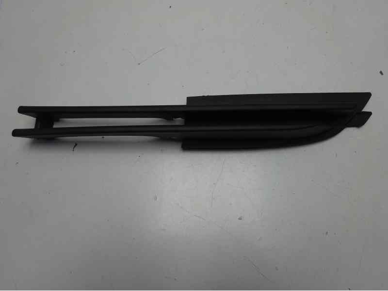 Recambio de rejilla paragolpes derecha para bmw serie 3 berlina (e46) referencia OEM IAM 51117032613 107061118 BM0202124