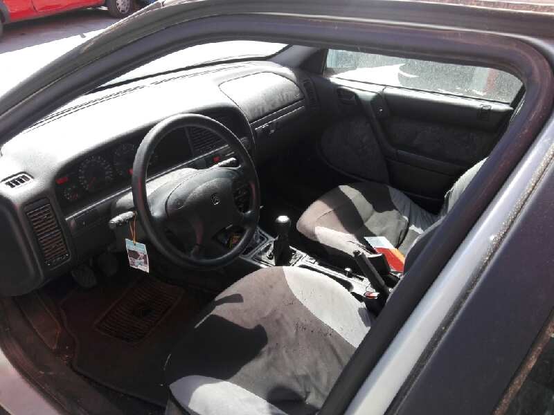 citroen xantia berlina del año 1999