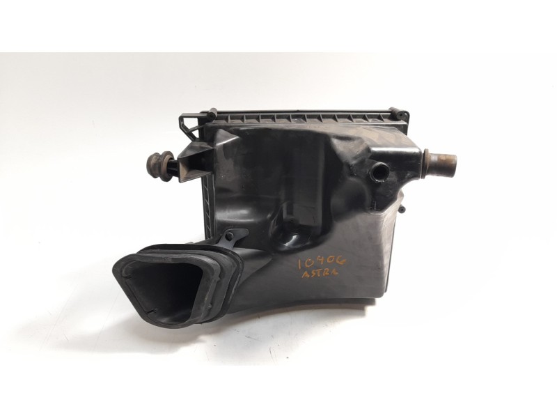 Recambio de filtro aire para opel astra j lim. 1.7 16v cdti referencia OEM IAM 13272777  