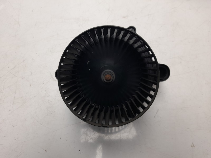 Recambio de ventilador calefaccion para ford ecosport titanium referencia OEM IAM AV1119845AB  