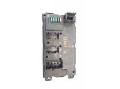 CAJA RELES / FUSIBLES 6135986697802 