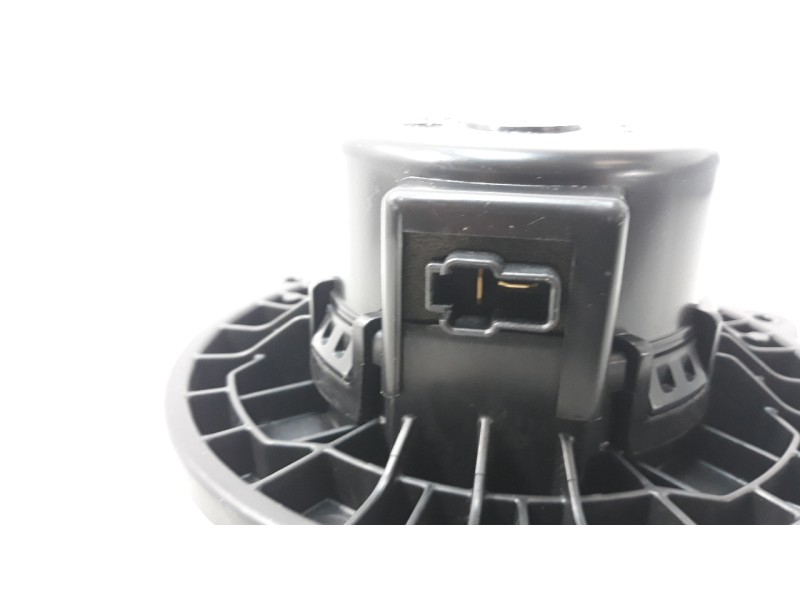 Recambio de ventilador calefaccion para kia ceed 1.0 tgdi cat referencia OEM IAM 97113J7000  