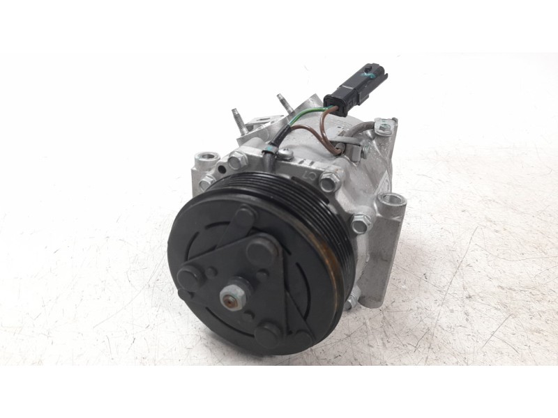 Recambio de compresor aire acondicionado para opel corsa f gs referencia OEM IAM 9850433280 320196 