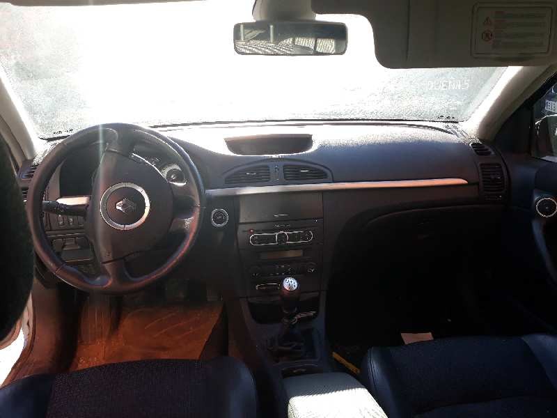 renault laguna ii grandtour (kg0) del año 2005