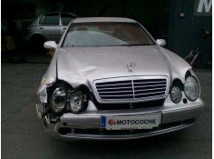 mercedes-benz clase clk (w208) coupe del año 2000 2