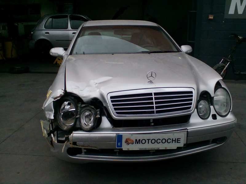 mercedes-benz clase clk (w208) coupe del año 2000