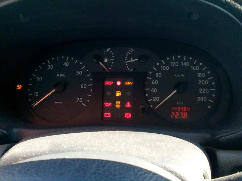 renault clio ii fase i (b/cbo) del año 2000