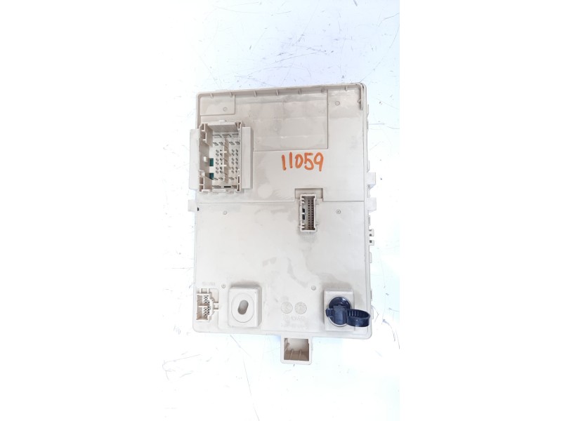 Recambio de caja reles / fusibles para hyundai kona 1.0 tgdi cat referencia OEM IAM 91950K4021  