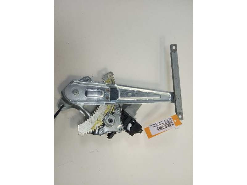 Recambio de elevalunas trasero izquierdo para nissan juke (f15) acenta referencia OEM IAM 827211KA0B 106802018 111775