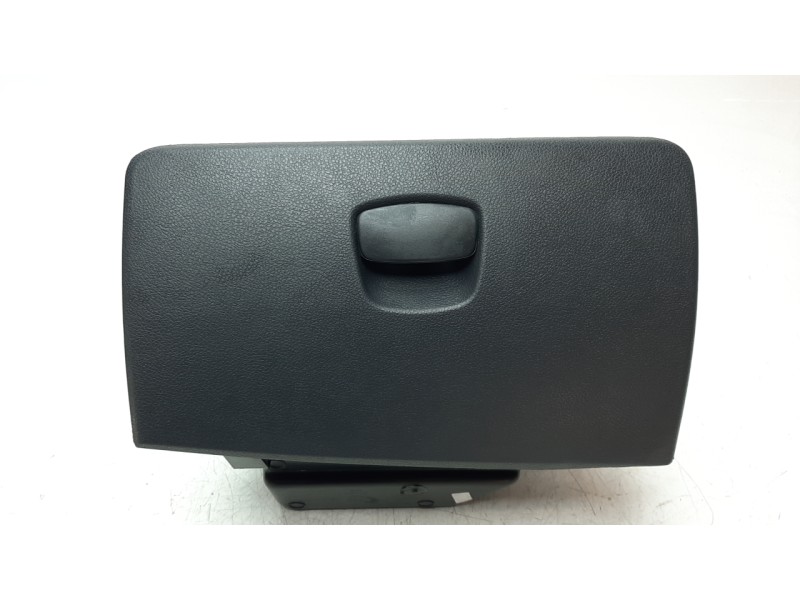 Recambio de guantera para dacia dokker 1.5 blue dci diesel fap cat referencia OEM IAM 685008298R  