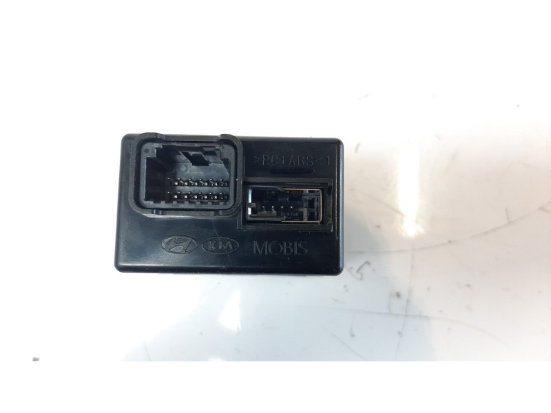 Recambio de interruptor para hyundai kona 1.0 tgdi cat referencia OEM IAM 96120J9500CA  
