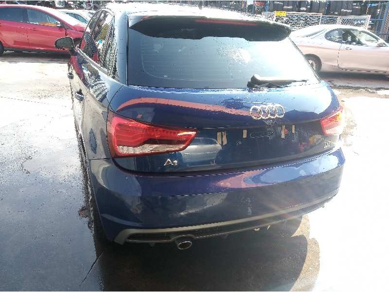 audi a1 sportback (8xf) del año 2015