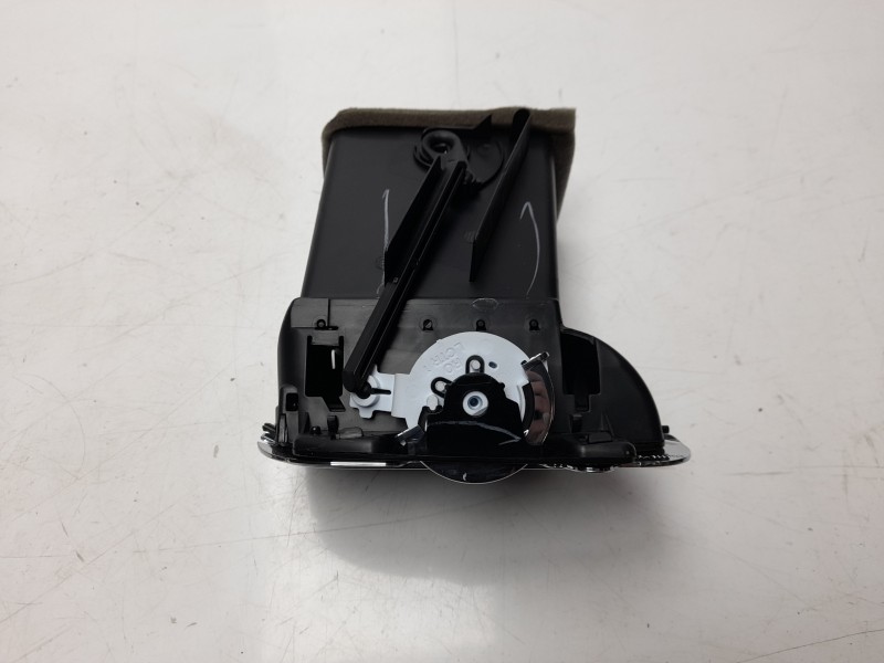 Recambio de rejilla aireadora para fiat freemont (345) urban 4wd referencia OEM IAM 3000102LFN  