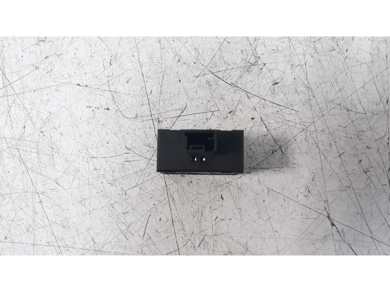 Recambio de interruptor para peugeot 208 1.2 12v vti referencia OEM IAM 9638442277  