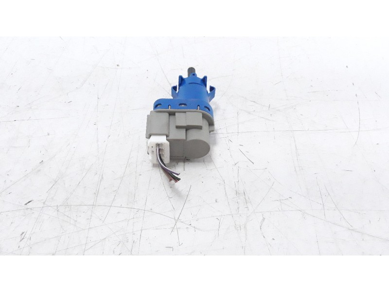 Recambio de interruptor para ford kuga (cbs) 2.0 tdci cat referencia OEM IAM 8T4T96854AA  