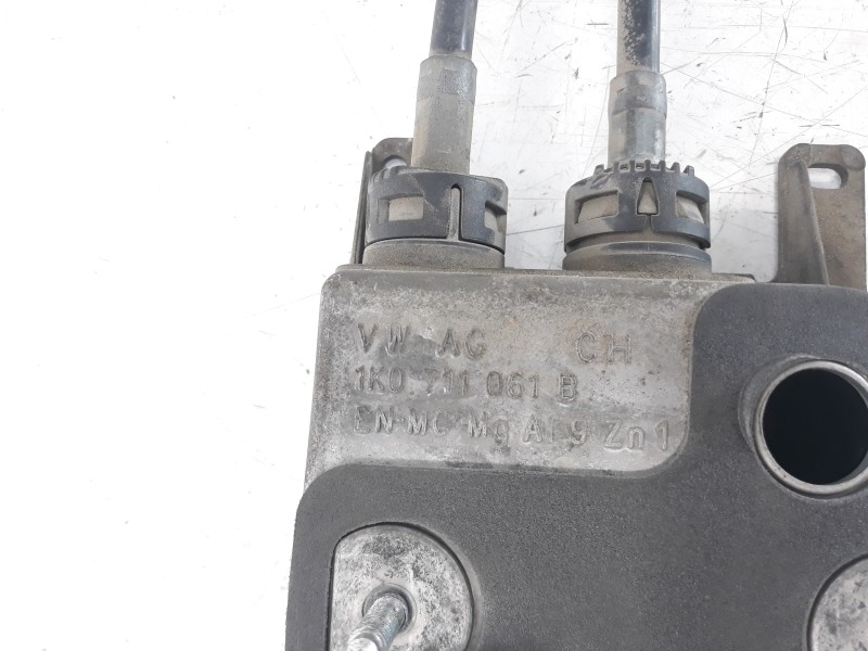 Recambio de palanca cambio para seat altea (5p1) 1.9 tdi referencia OEM IAM 1K0711049BN 1K0711061B 